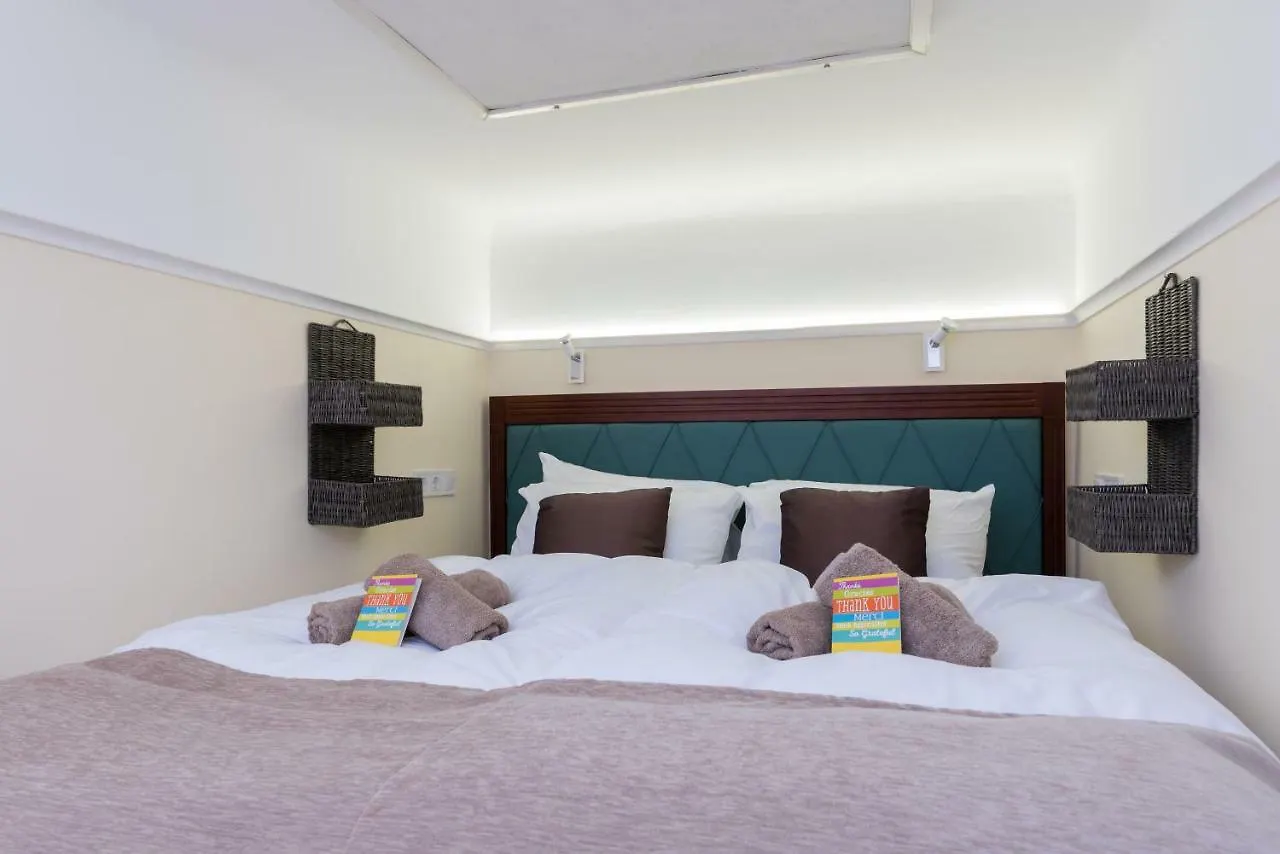 Jungle Design Apartment Budapest